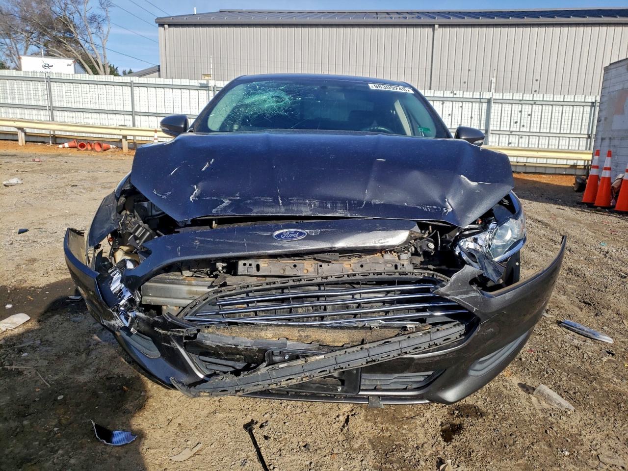 2015 FORD FUSION SE photo 13