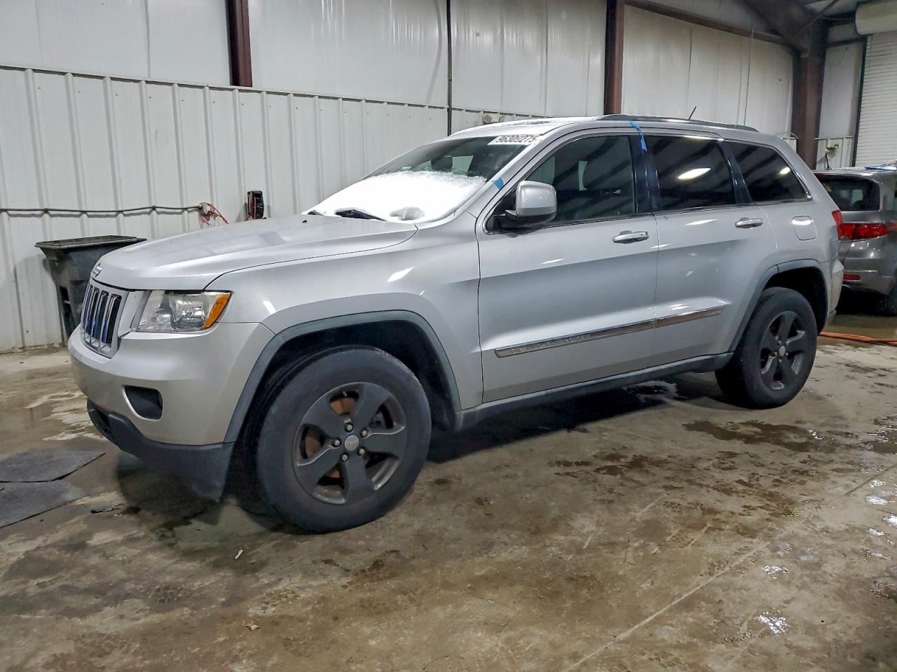 2011 JEEP GRAND CHEROKEE