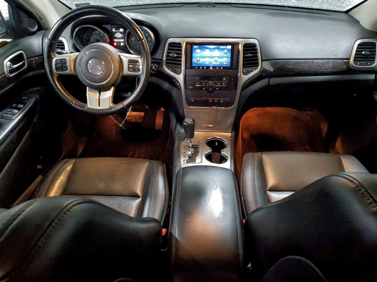 2011 JEEP GRAND CHEROKEE LAREDO photo 8