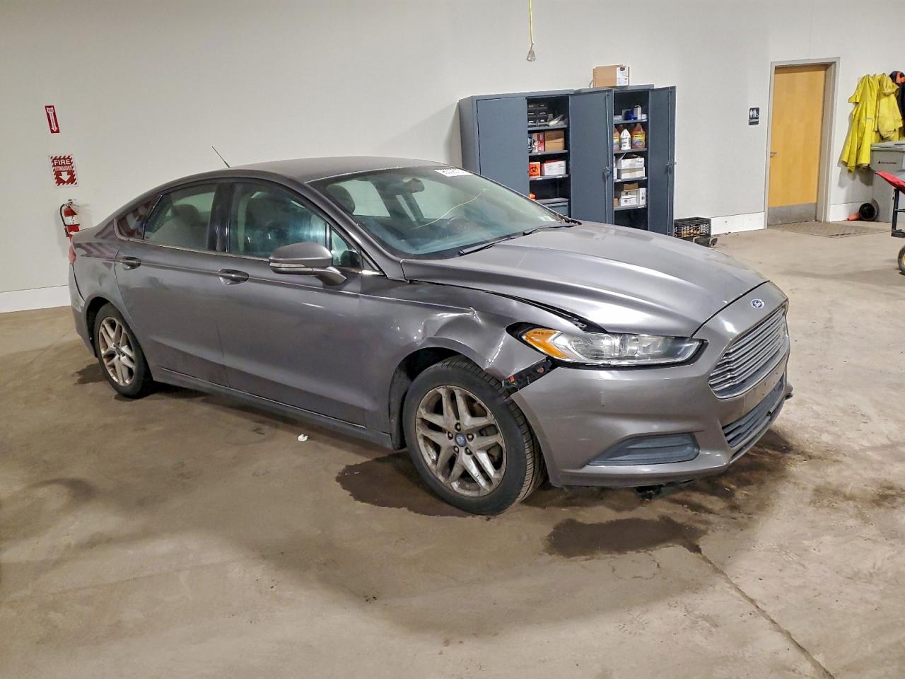 2013 FORD FUSION SE photo 4