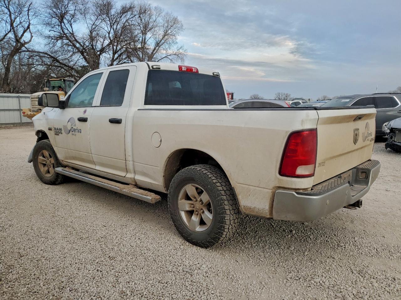 2022 RAM 1500 CLASSIC TRADESMAN photo 2