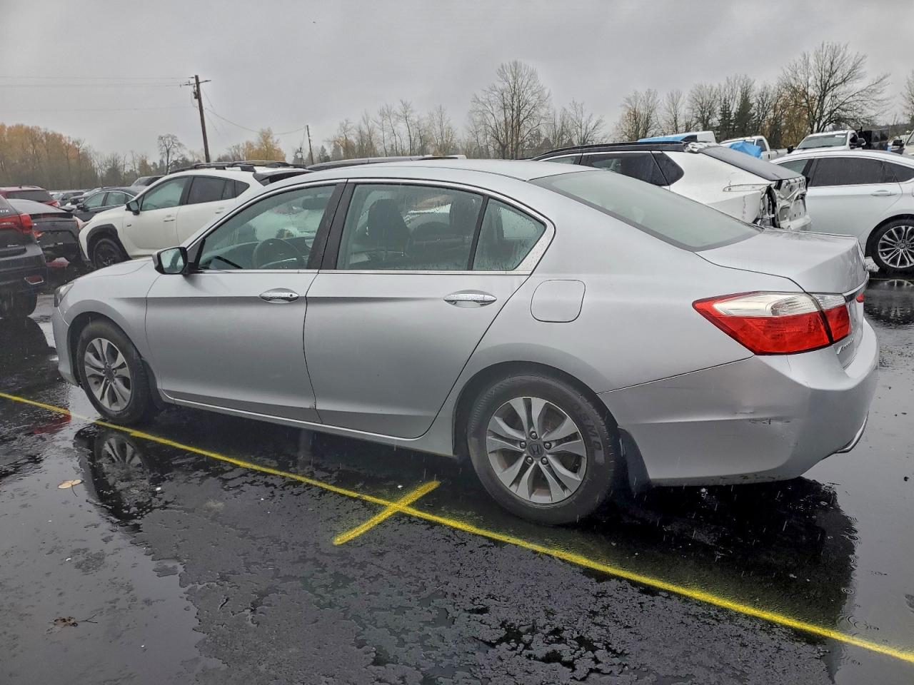 2013 HONDA ACCORD LX photo 2