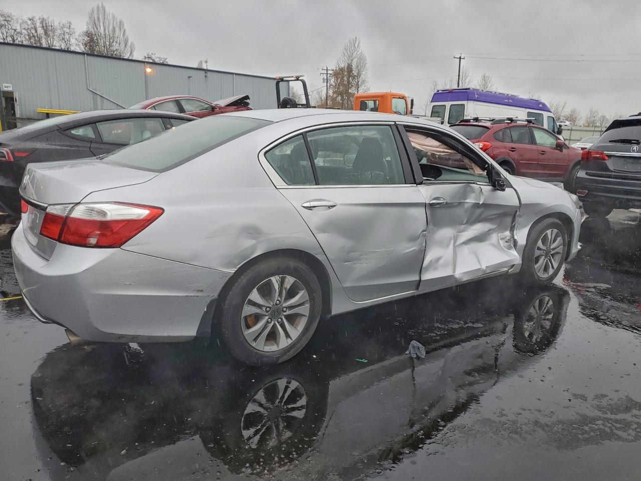 2013 HONDA ACCORD LX photo 3
