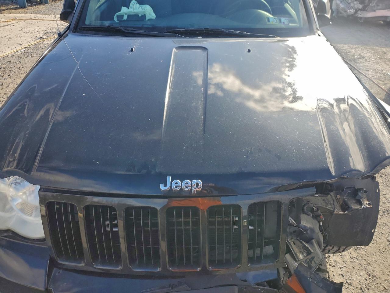 2009 JEEP GRAND CHEROKEE LAREDO photo 12