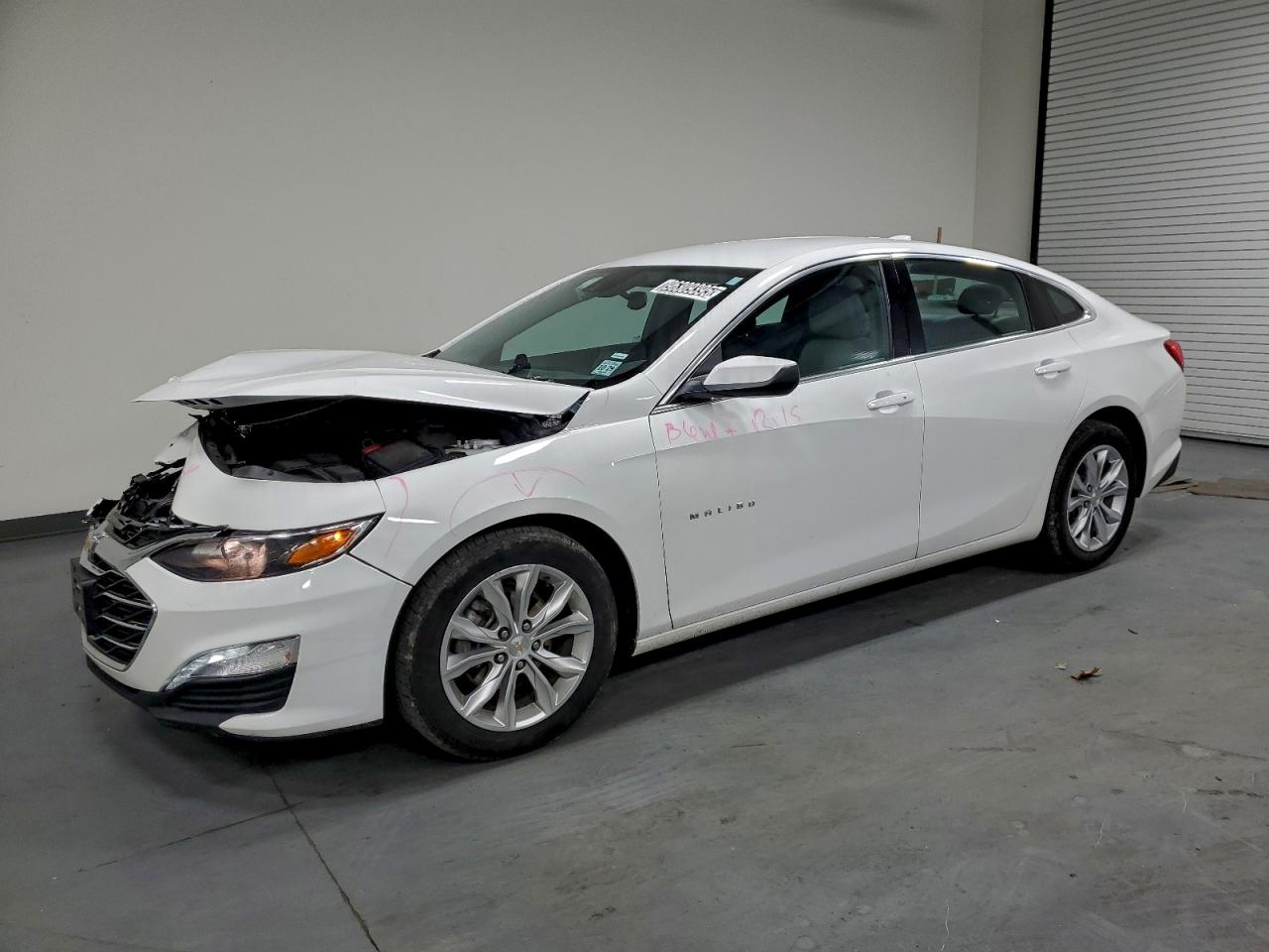 2025 CHEVROLET MALIBU LT — FRONT END damage — photo 1