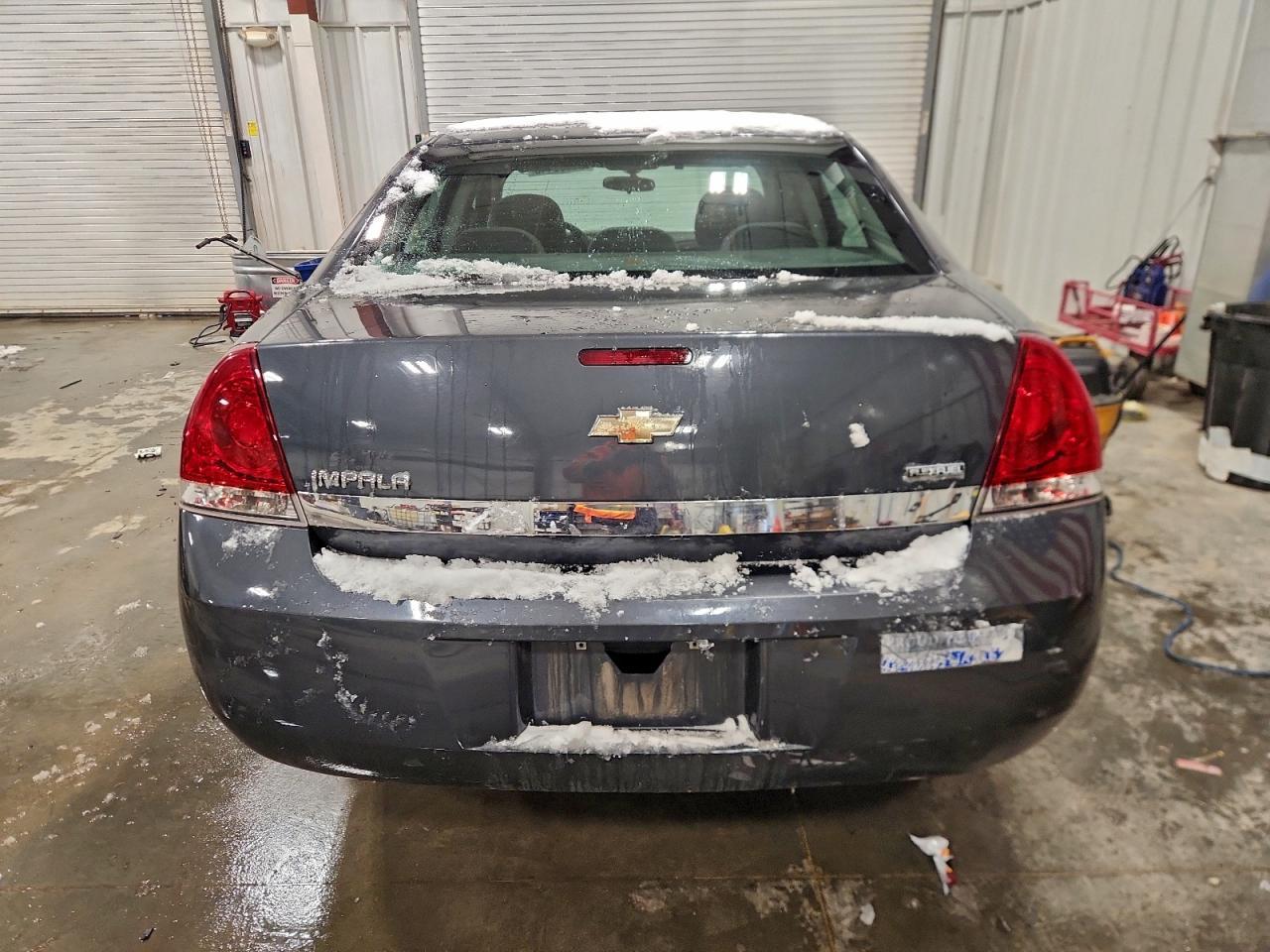 2010 CHEVROLET IMPALA LS photo 6
