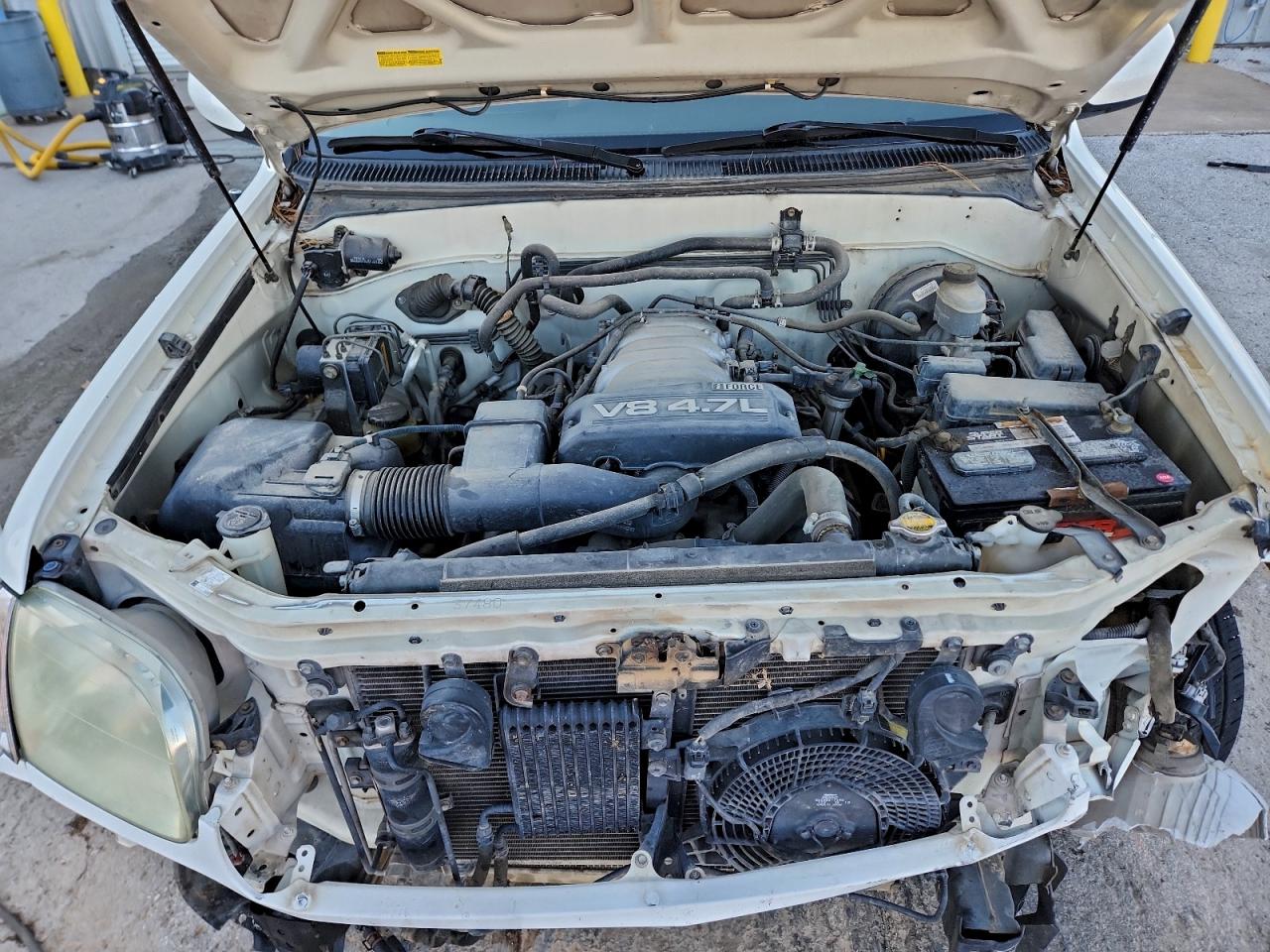 2003 TOYOTA SEQUOIA SR5 photo 12