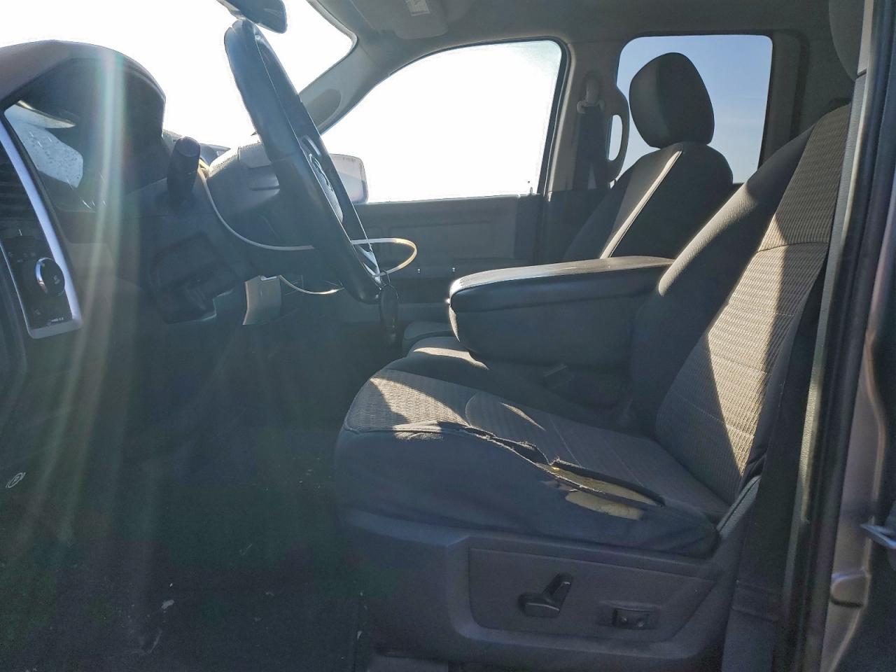 2010 DODGE RAM 1500 photo 7
