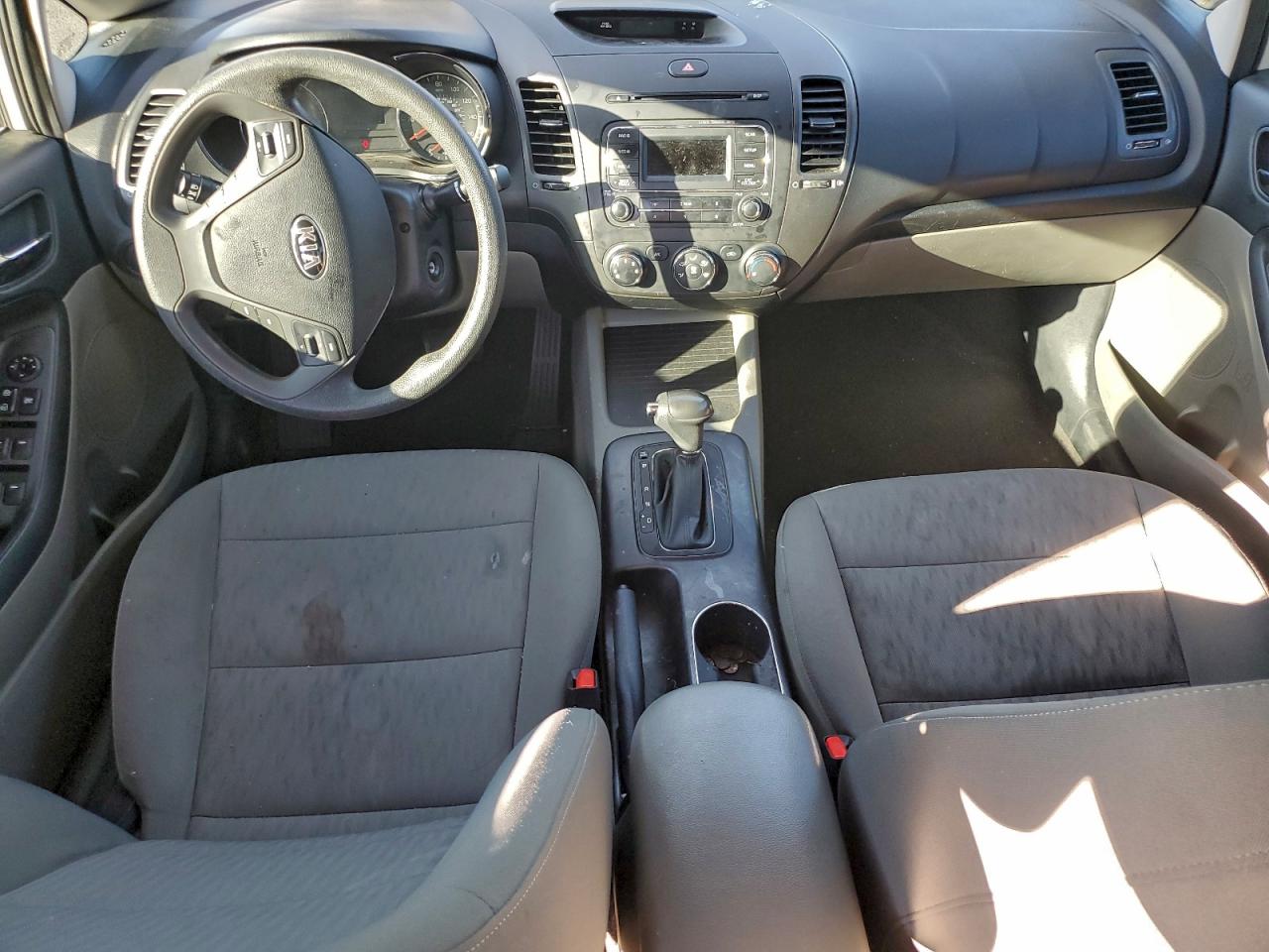 2015 KIA FORTE LX photo 8