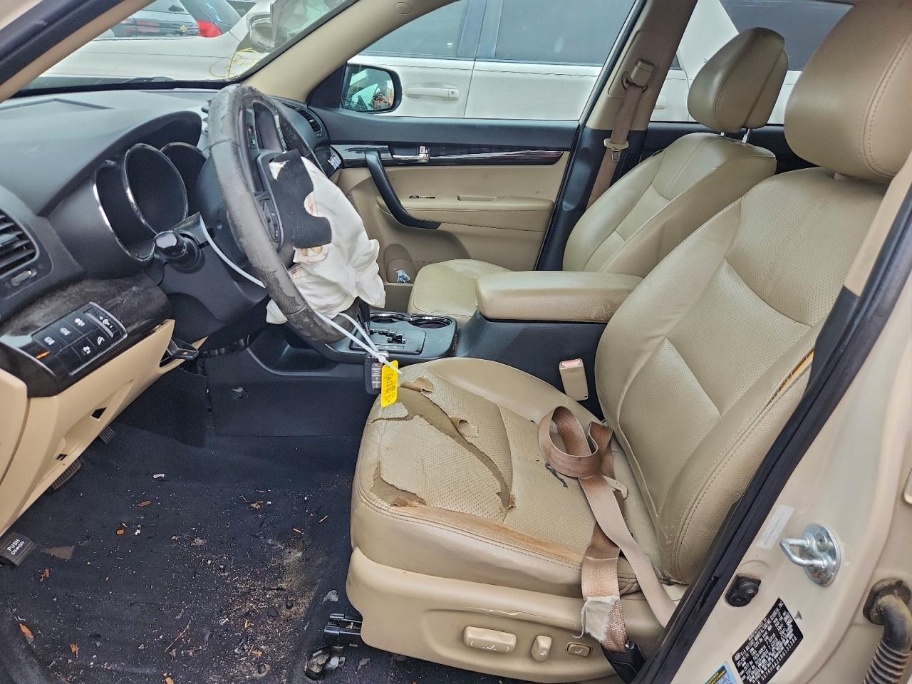 2011 KIA SORENTO EX photo 7