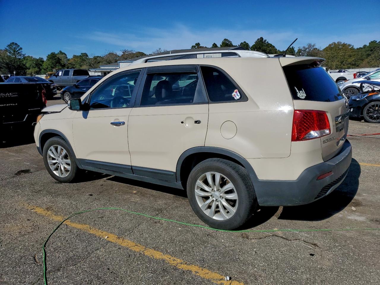 2011 KIA SORENTO EX photo 2