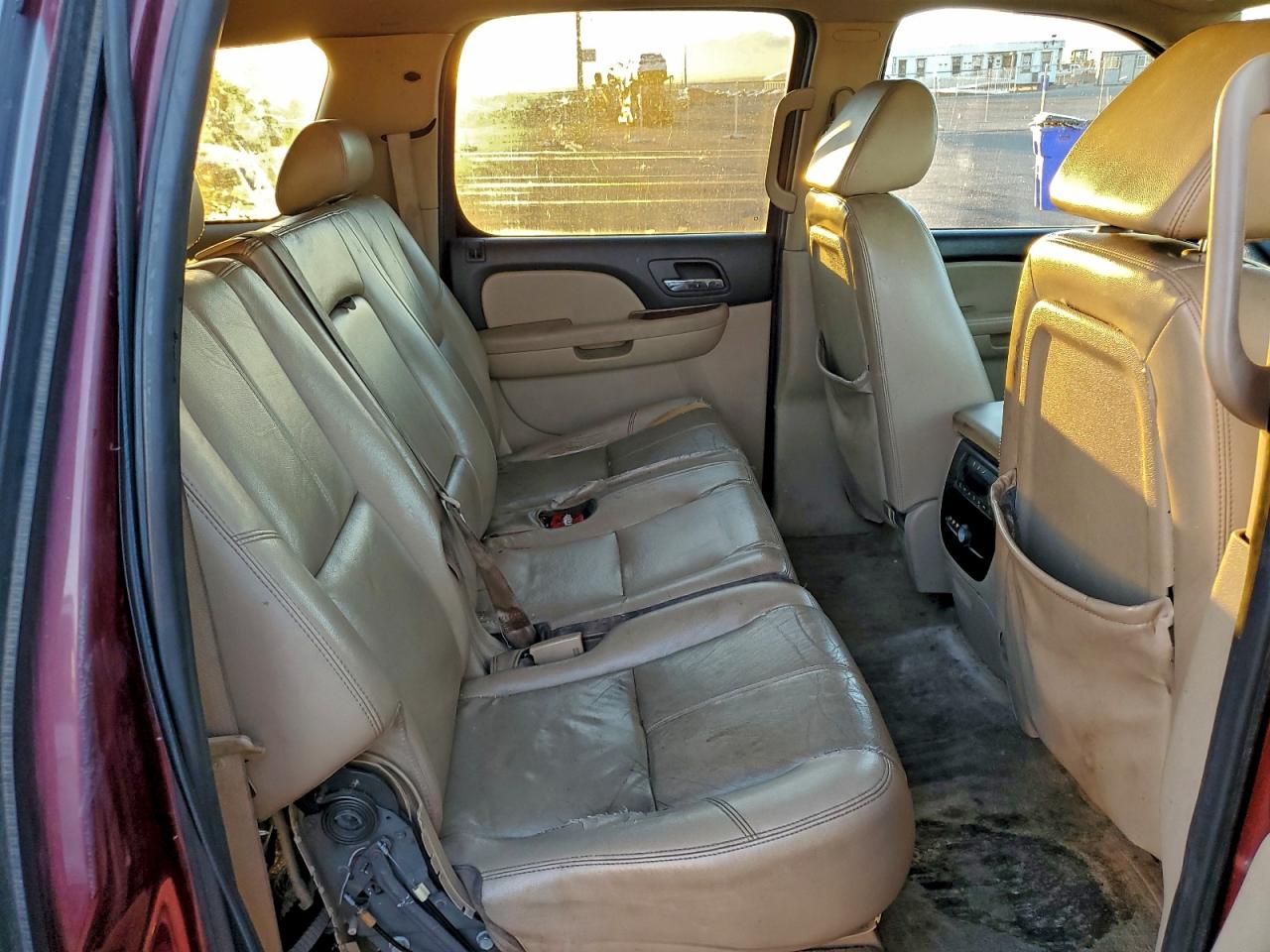 2008 CHEVROLET SUBURBAN K1500 LS photo 11