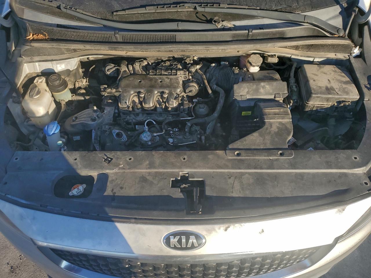2017 KIA SEDONA L photo 12