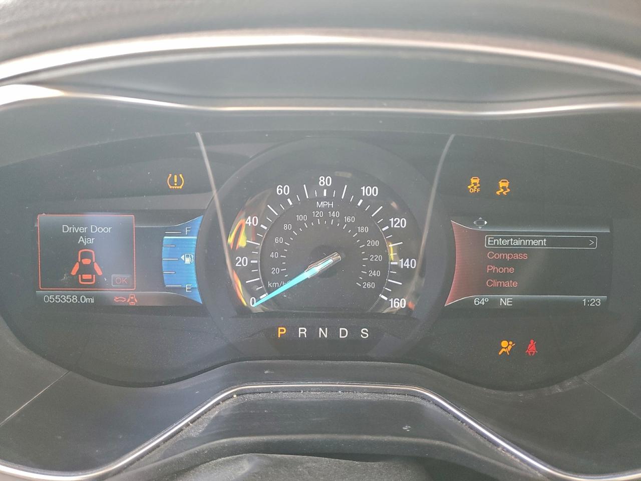 2016 FORD FUSION SE photo 9