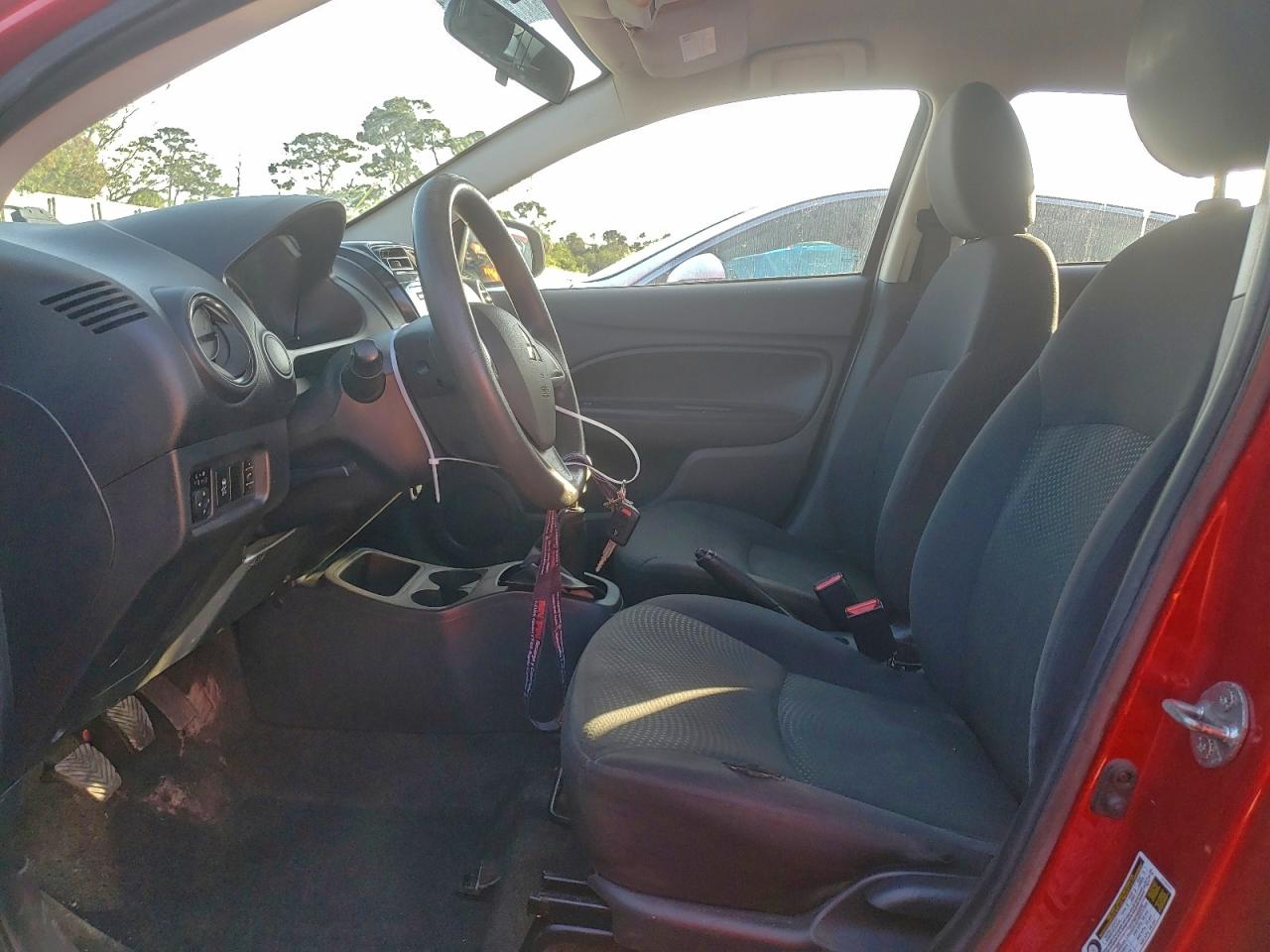2017 MITSUBISHI MIRAGE G4 ES photo 7