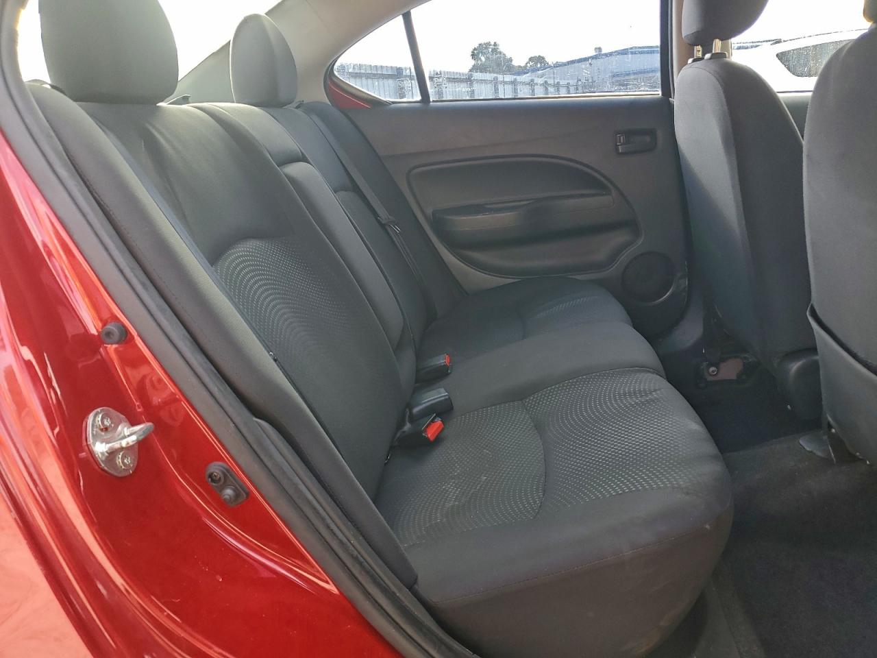2017 MITSUBISHI MIRAGE G4 ES photo 10