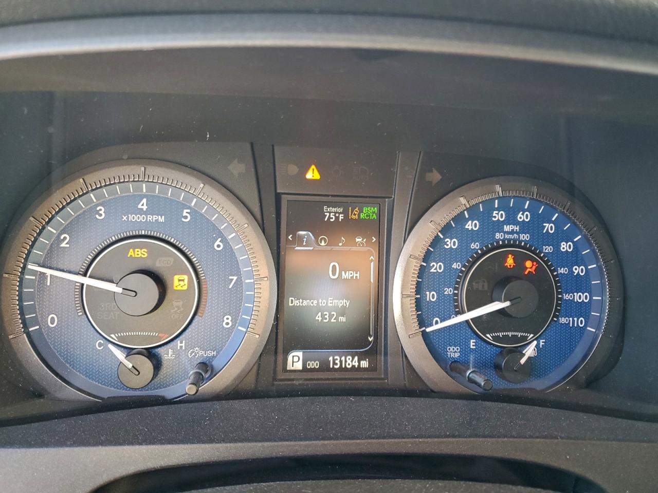2020 TOYOTA SIENNA XLE photo 9