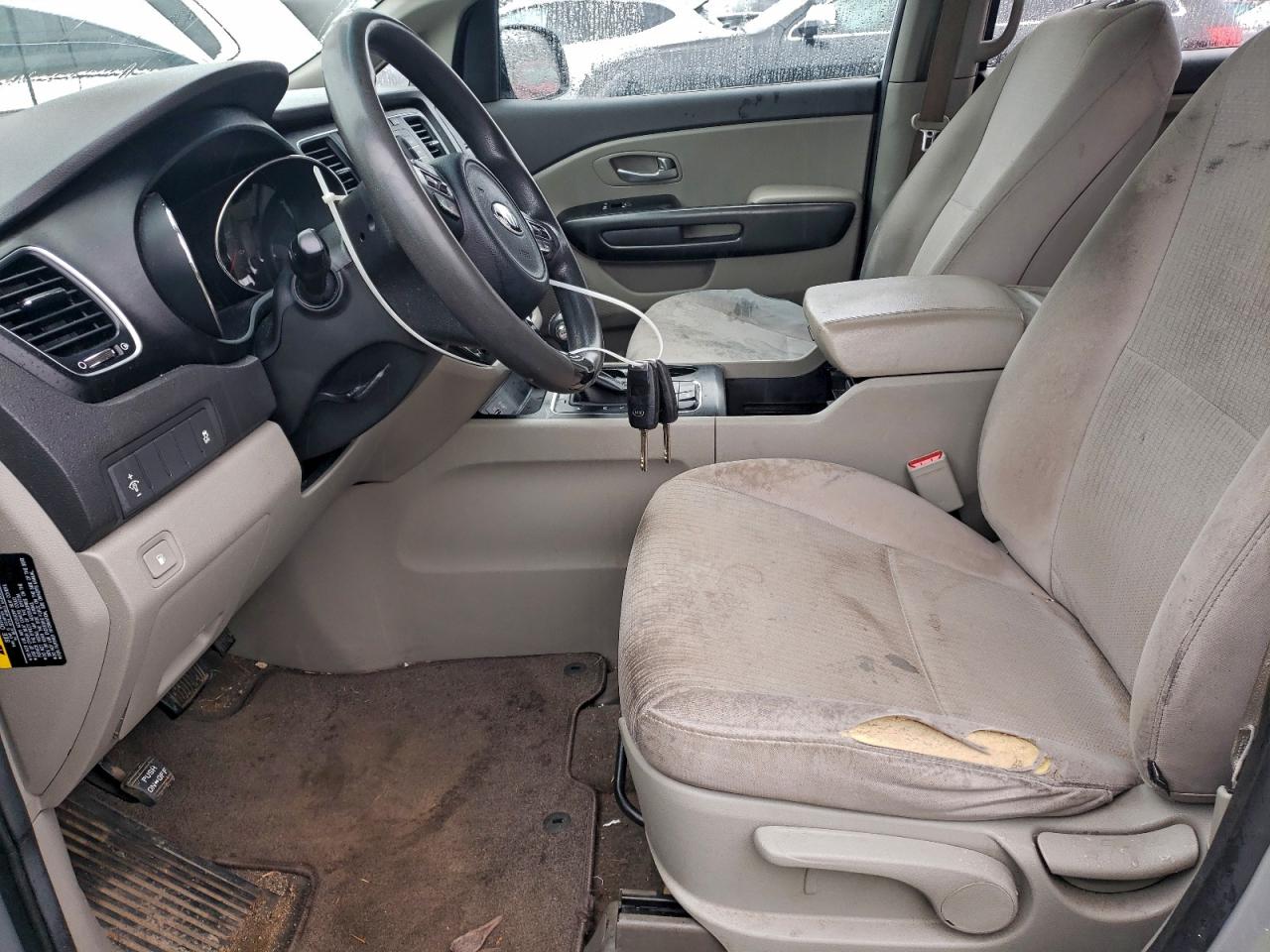 2016 KIA SEDONA L photo 7
