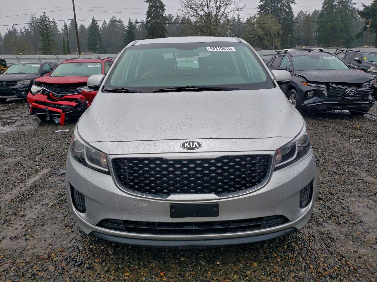 2016 KIA SEDONA L photo 5