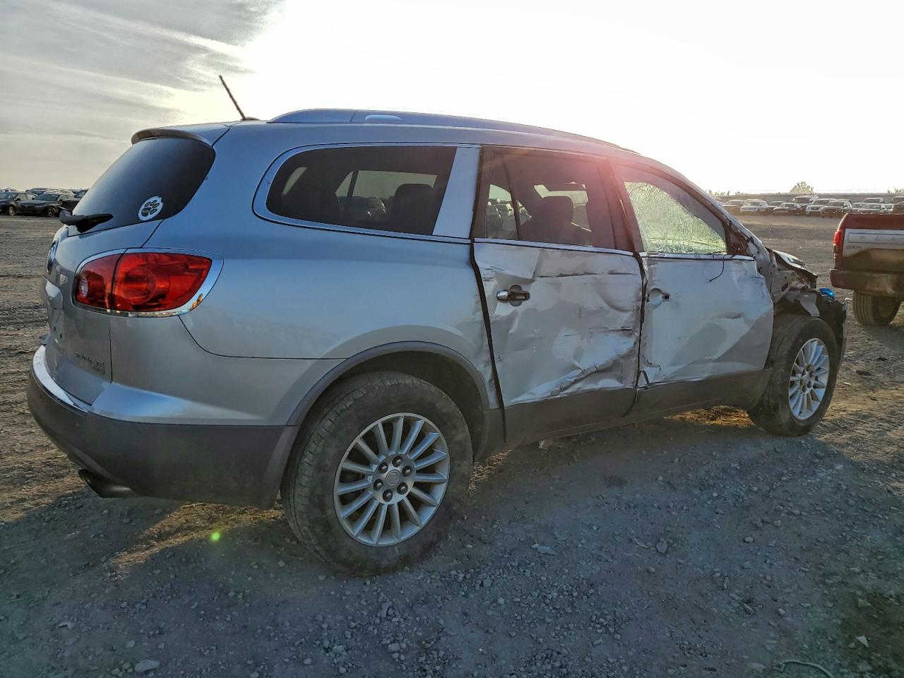 2011 BUICK ENCLAVE CXL photo 3