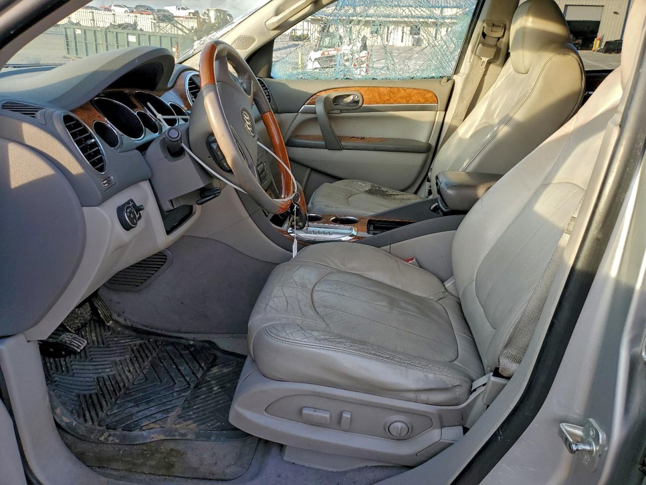 2011 BUICK ENCLAVE CXL photo 7