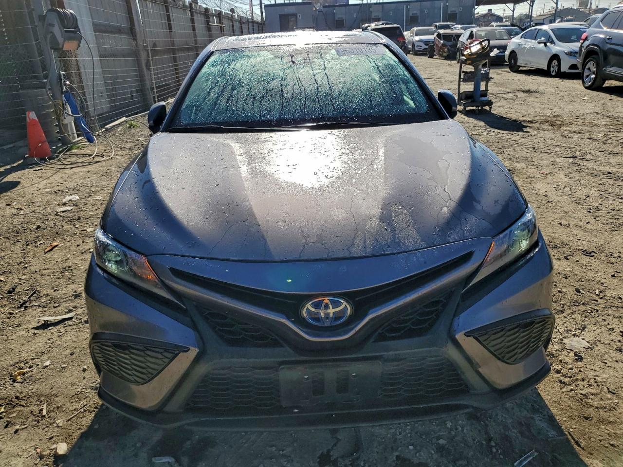 2024 TOYOTA CAMRY SE NIGHT SHADE photo 9