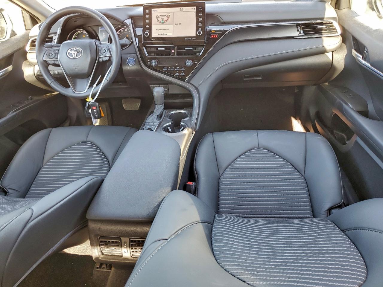 2024 TOYOTA CAMRY SE NIGHT SHADE photo 15