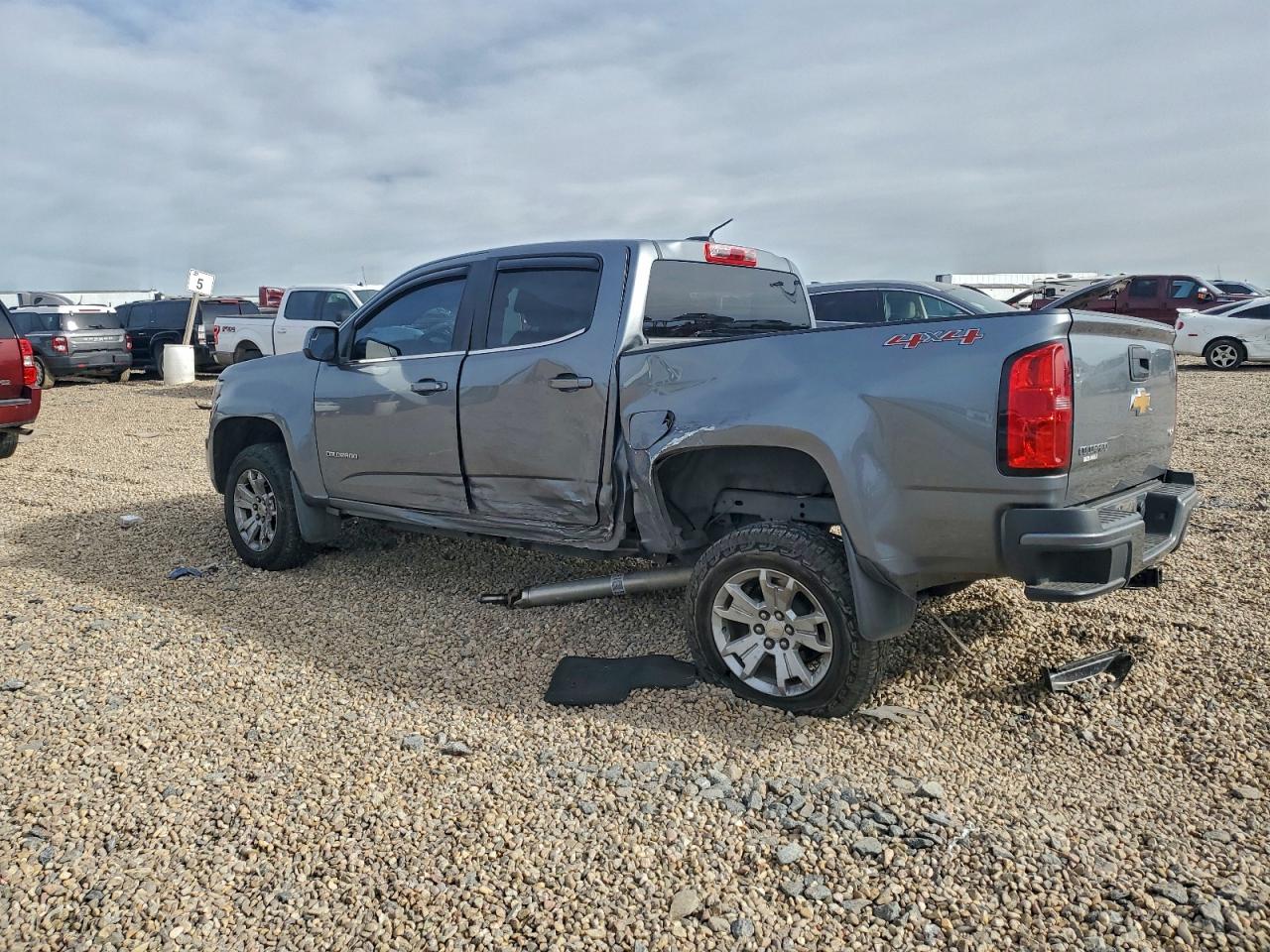 2018 CHEVROLET COLORADO LT photo 3