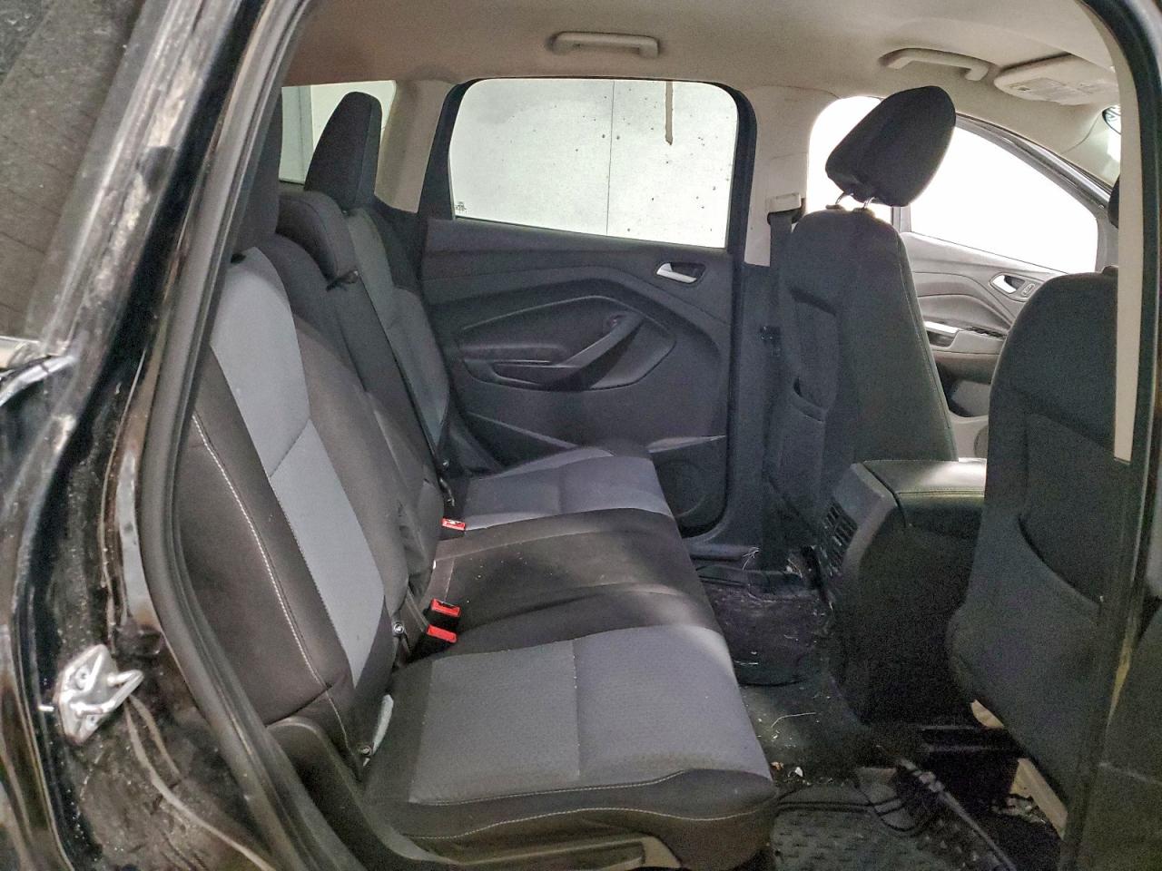 2017 FORD ESCAPE SE photo 11
