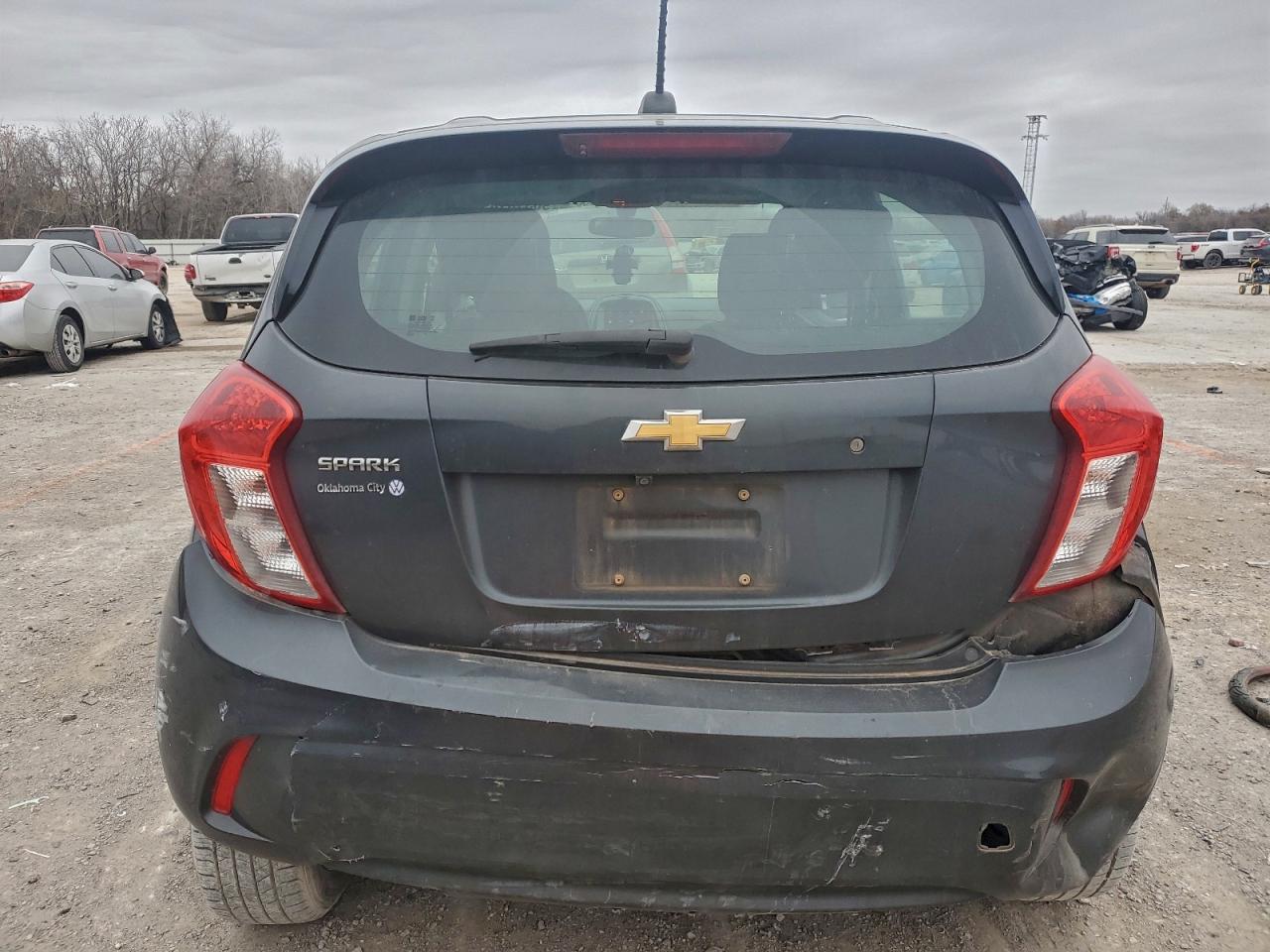 2019 CHEVROLET SPARK LS photo 6