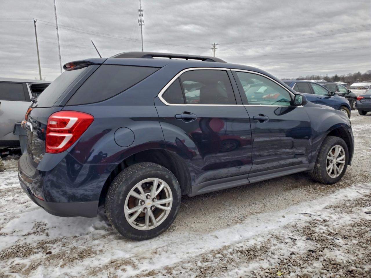 2016 CHEVROLET EQUINOX LT photo 3