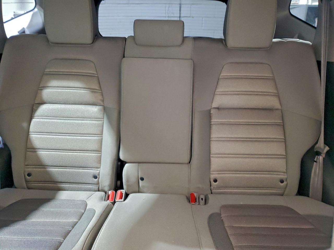 2018 HONDA CR-V LX photo 19