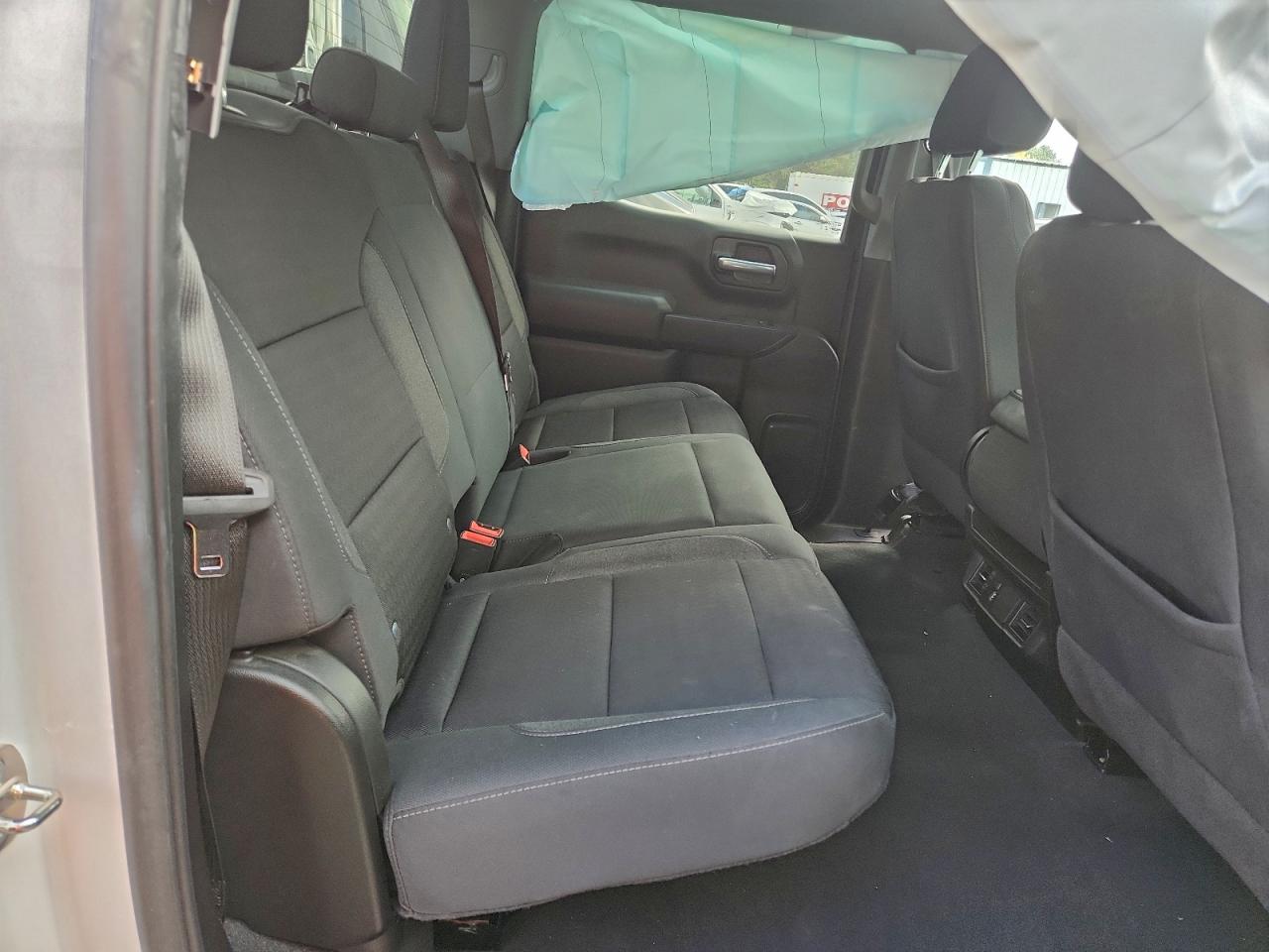 2024 CHEVROLET SILVERADO K1500 CUSTOM photo 10