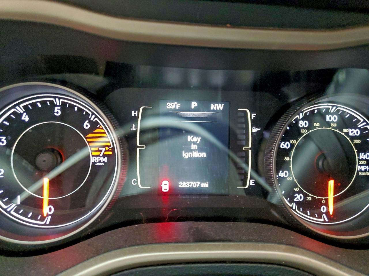 2016 JEEP CHEROKEE LATITUDE photo 9