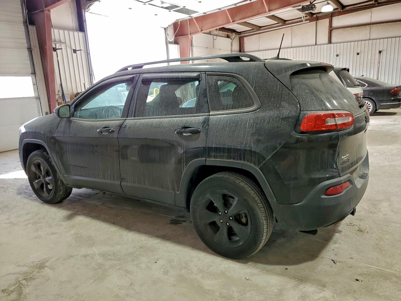 2016 JEEP CHEROKEE LATITUDE photo 2