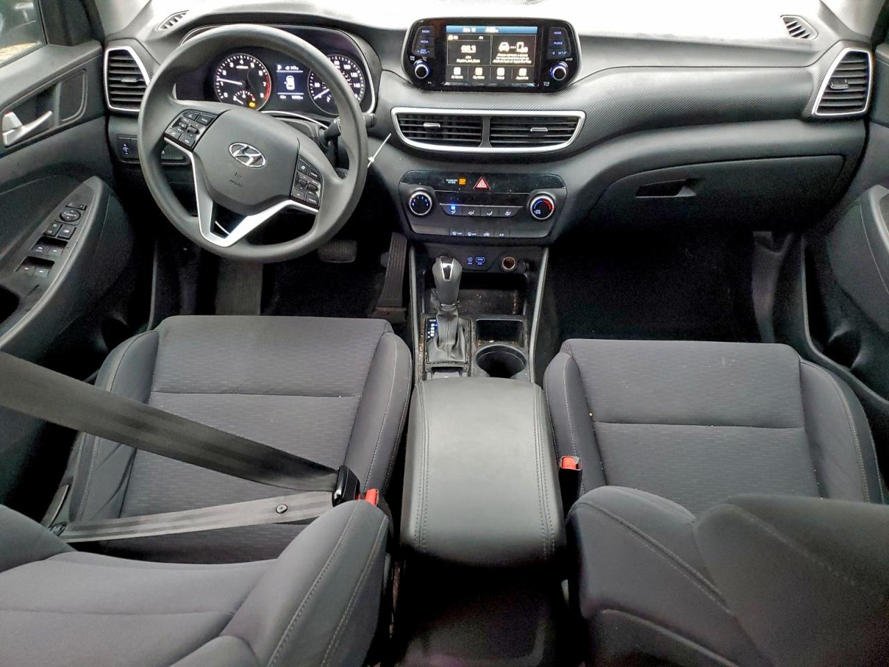2021 HYUNDAI TUCSON SE photo 8