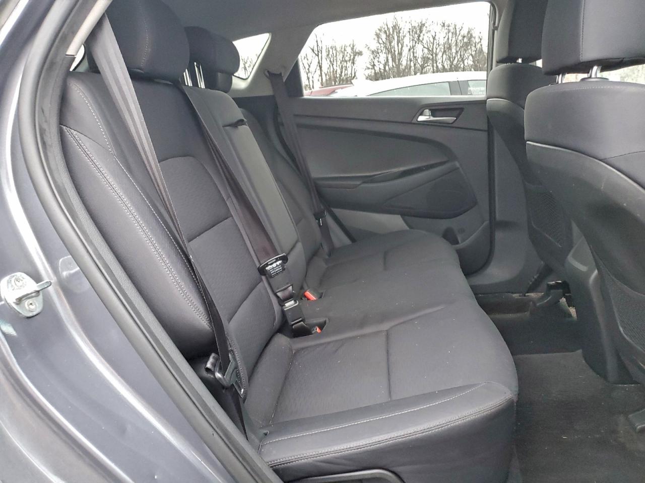 2021 HYUNDAI TUCSON SE photo 11