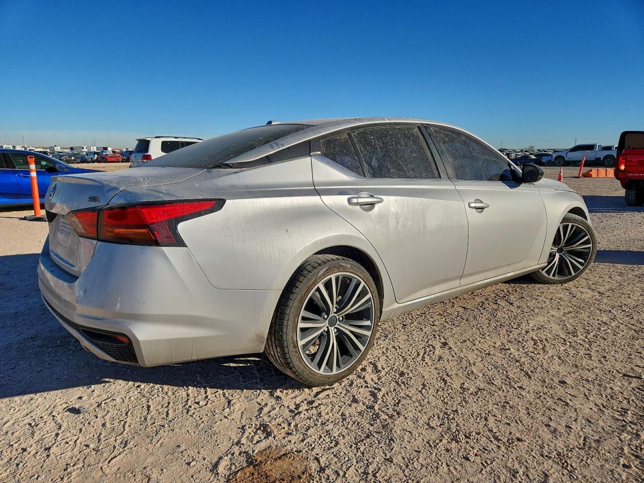 2019 NISSAN ALTIMA 2.5 SR photo 5