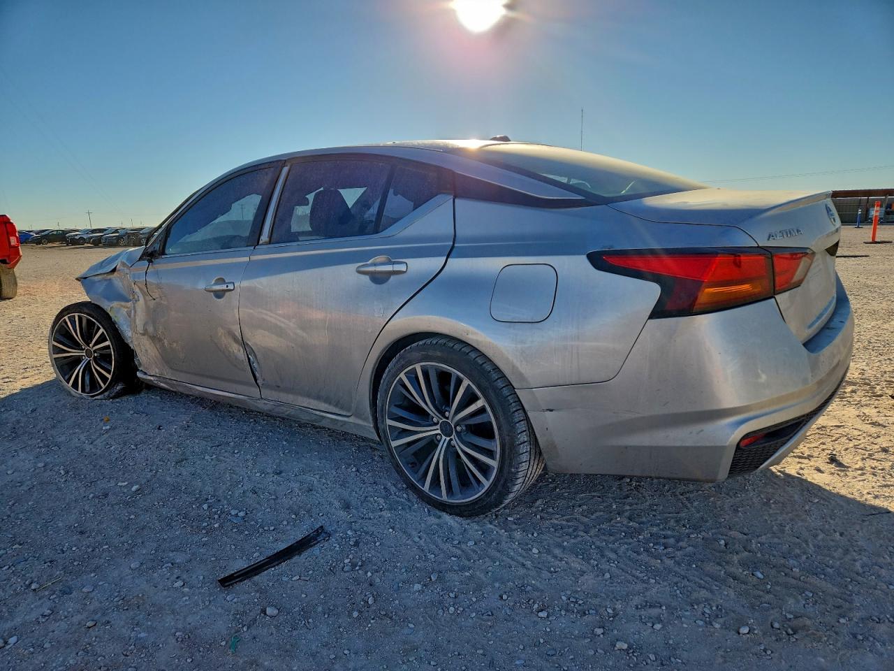 2019 NISSAN ALTIMA 2.5 SR photo 3