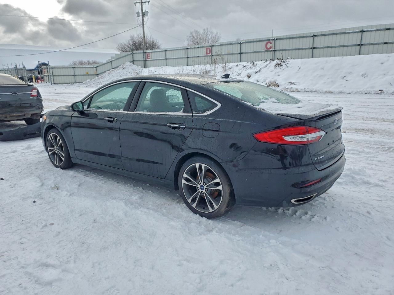 2020 FORD FUSION TITANIUM photo 2