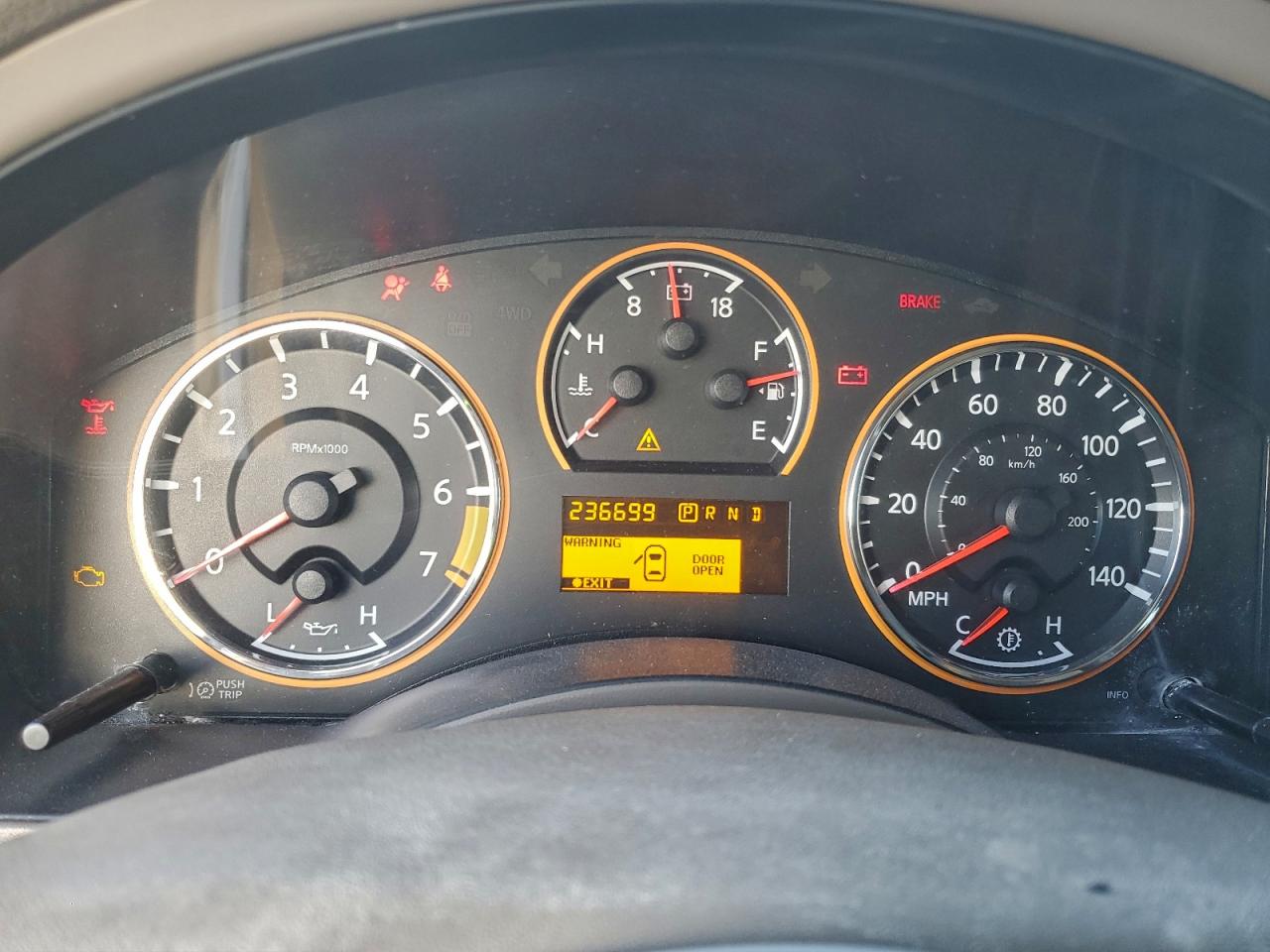 2012 NISSAN ARMADA SV photo 9