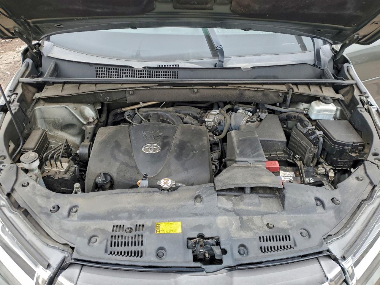2019 TOYOTA HIGHLANDER LIMITED photo 23