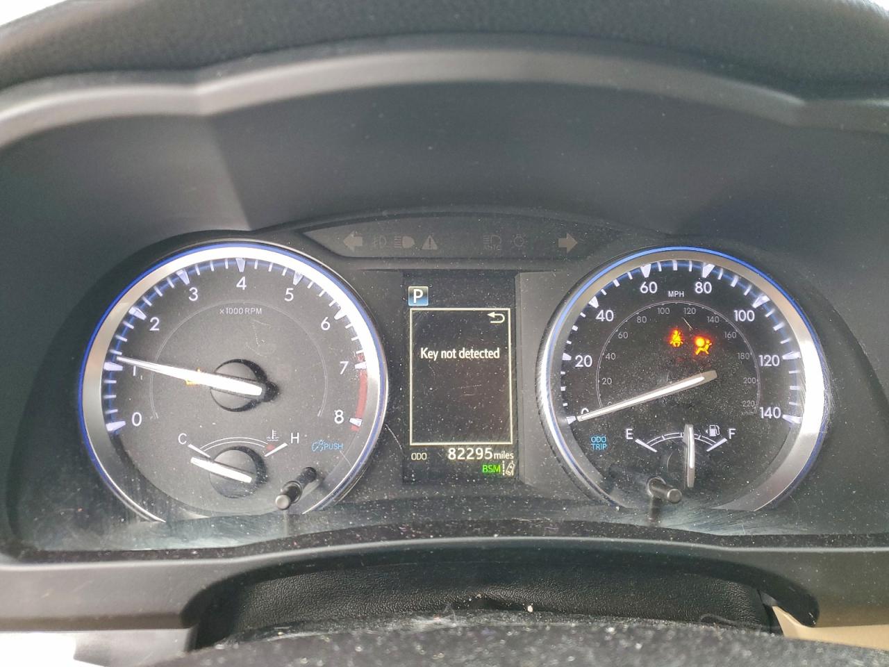 2019 TOYOTA HIGHLANDER LIMITED photo 17