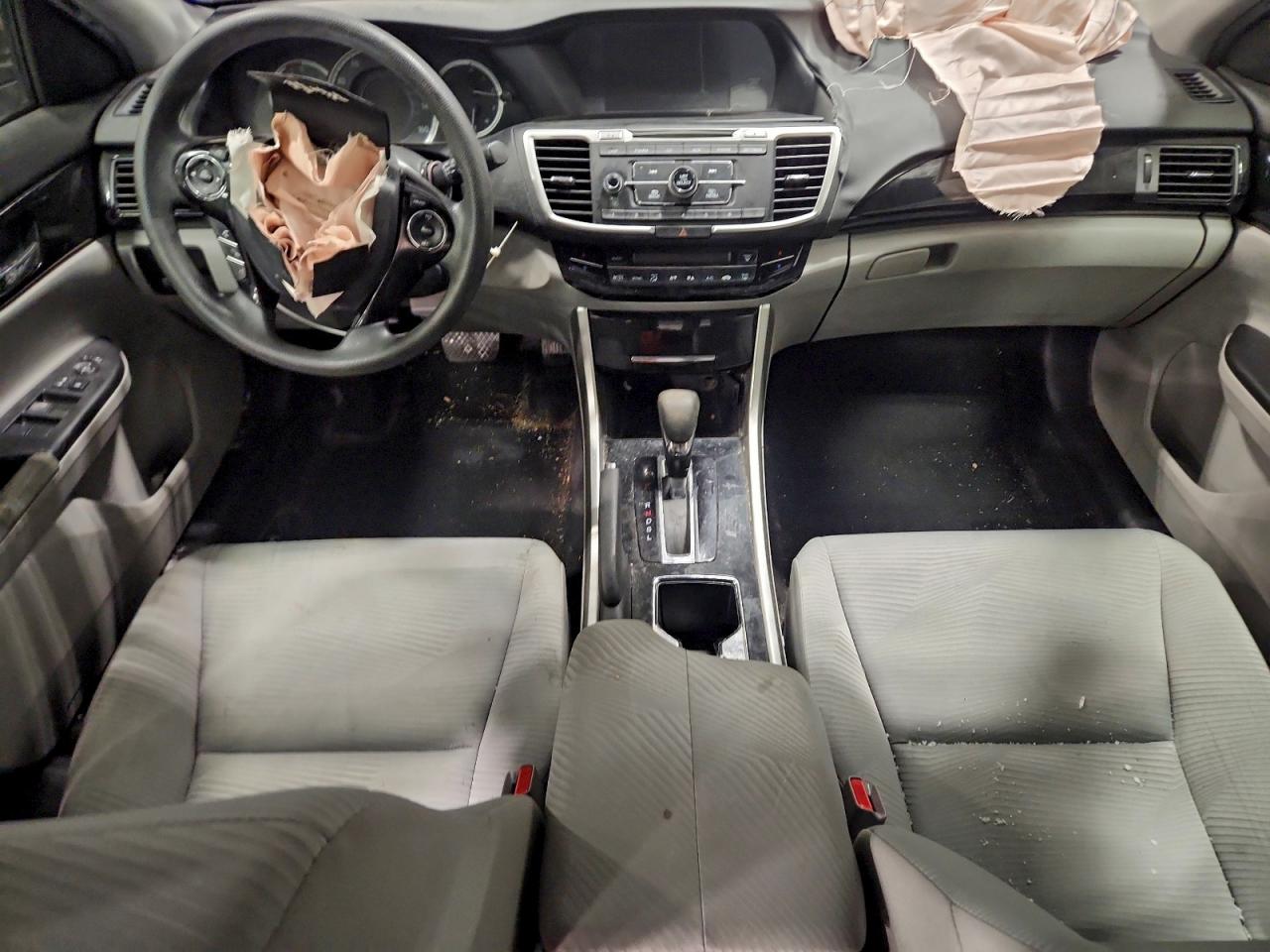 2016 HONDA ACCORD LX photo 22