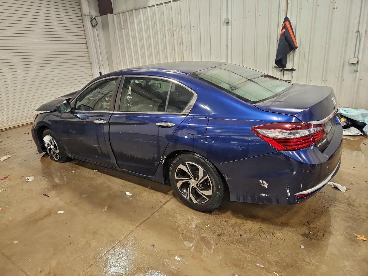 2016 HONDA ACCORD LX photo 4