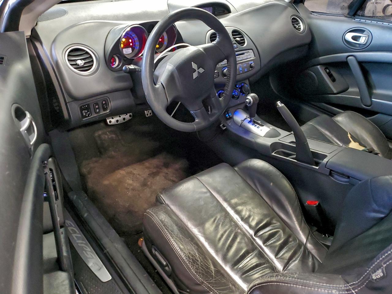 2011 MITSUBISHI ECLIPSE GT photo 8