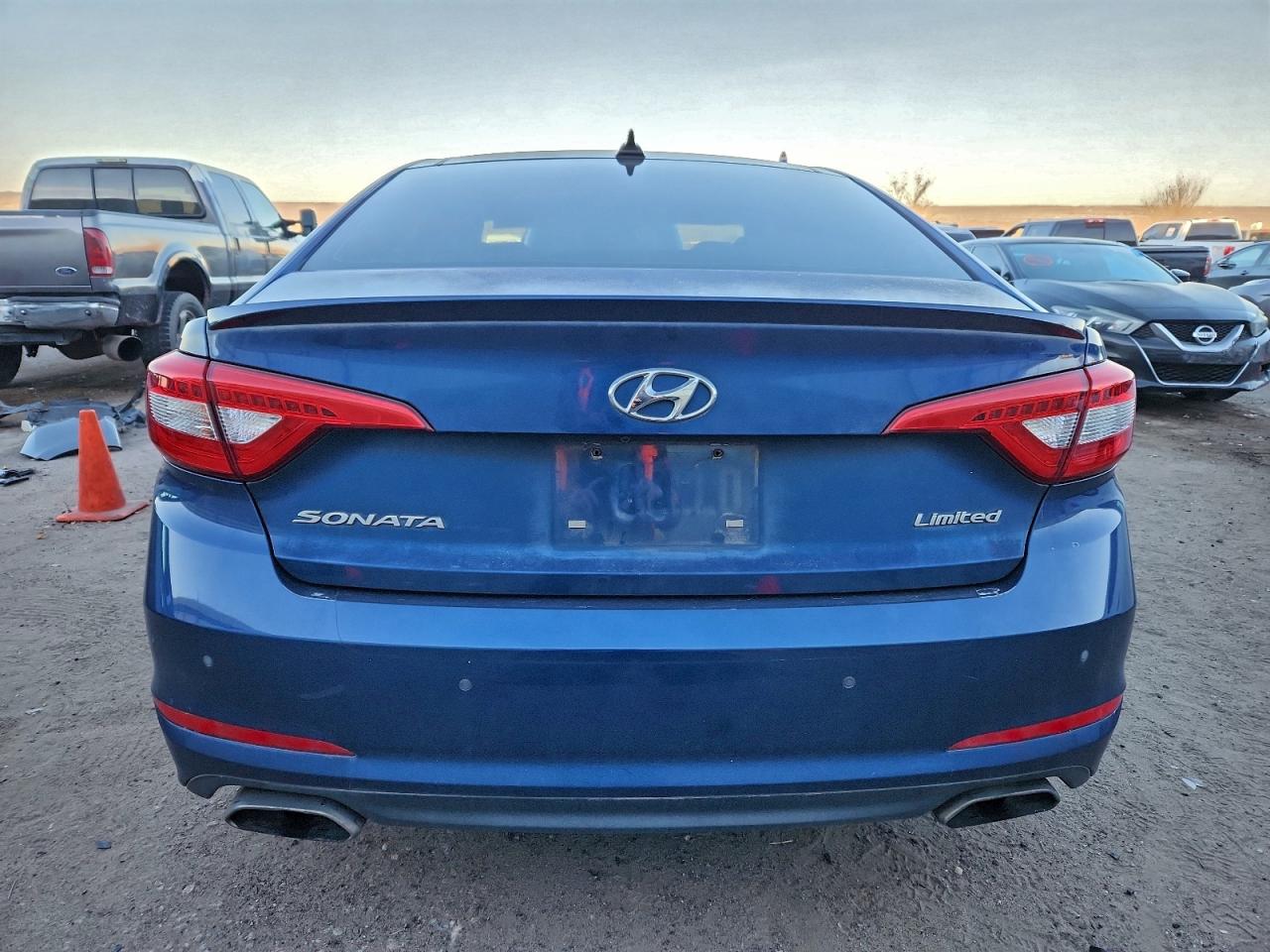 2015 HYUNDAI SONATA SPORT photo 6