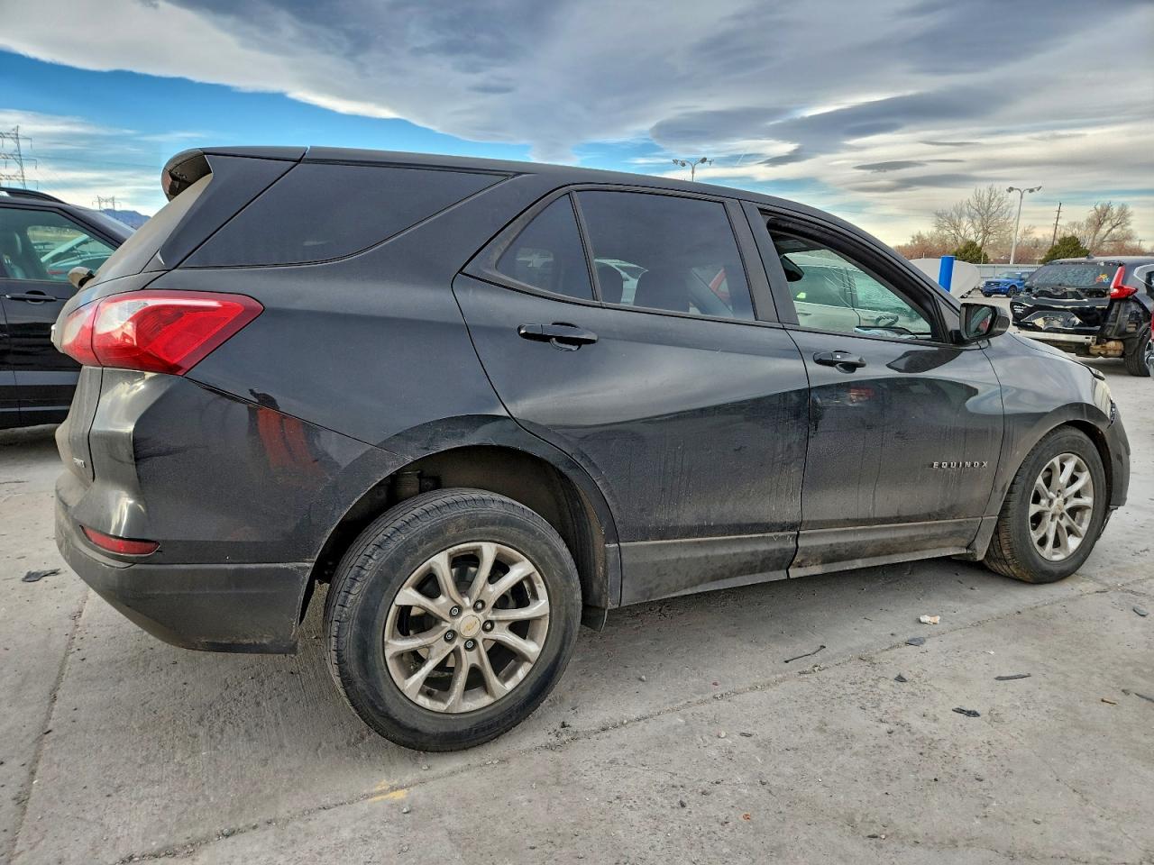 2020 CHEVROLET EQUINOX LS photo 5