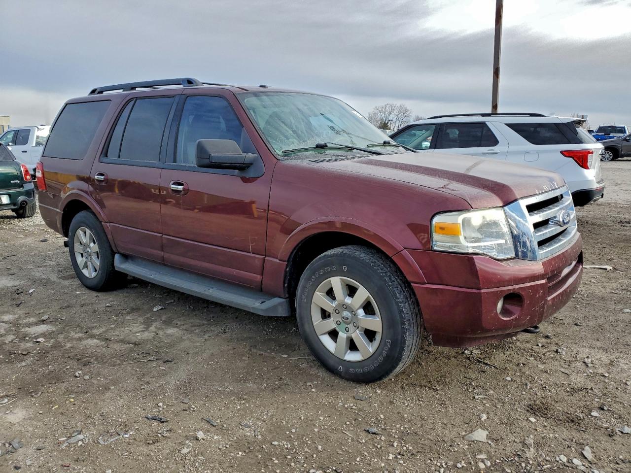 2010 FORD EXPEDITION XLT photo 4
