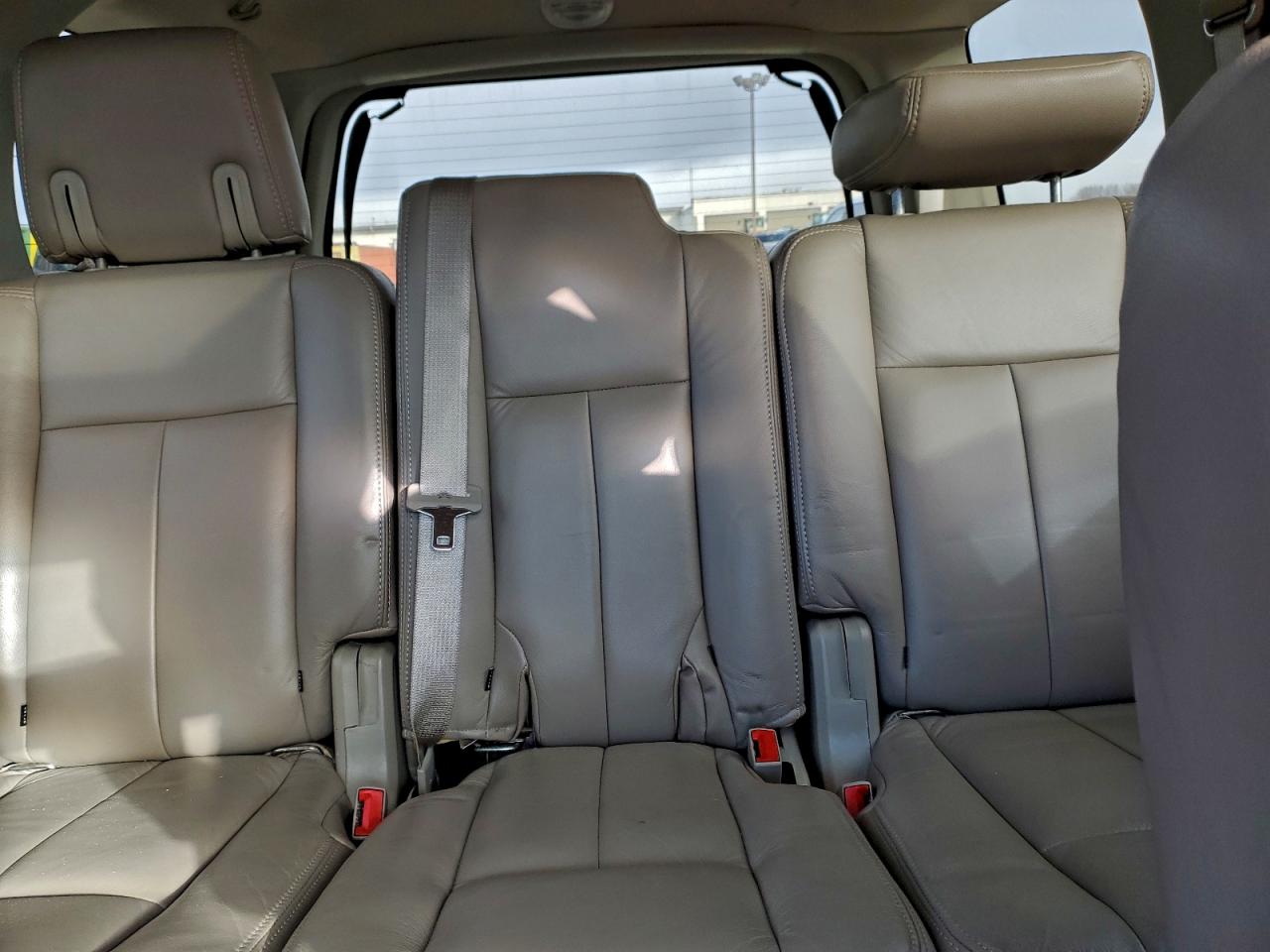 2010 FORD EXPEDITION XLT photo 10